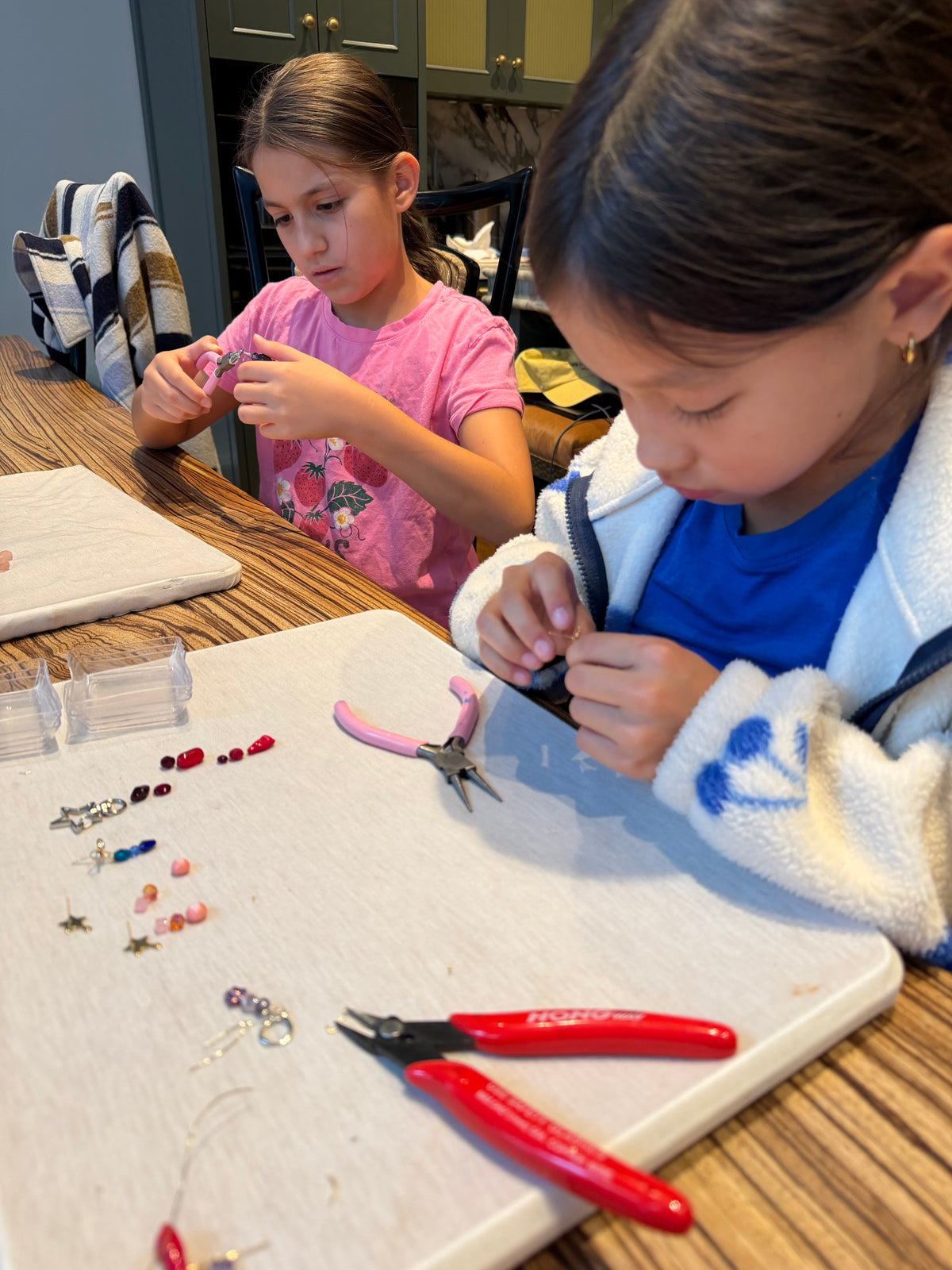 Kids Platinum Enrollment Package – 10 Jewelry-Making Classes