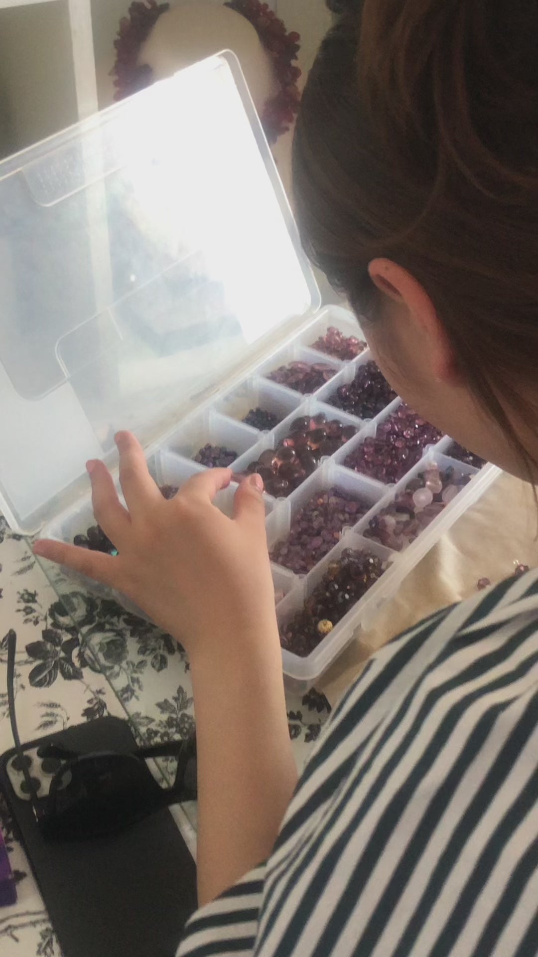 choosing-beads-from-box