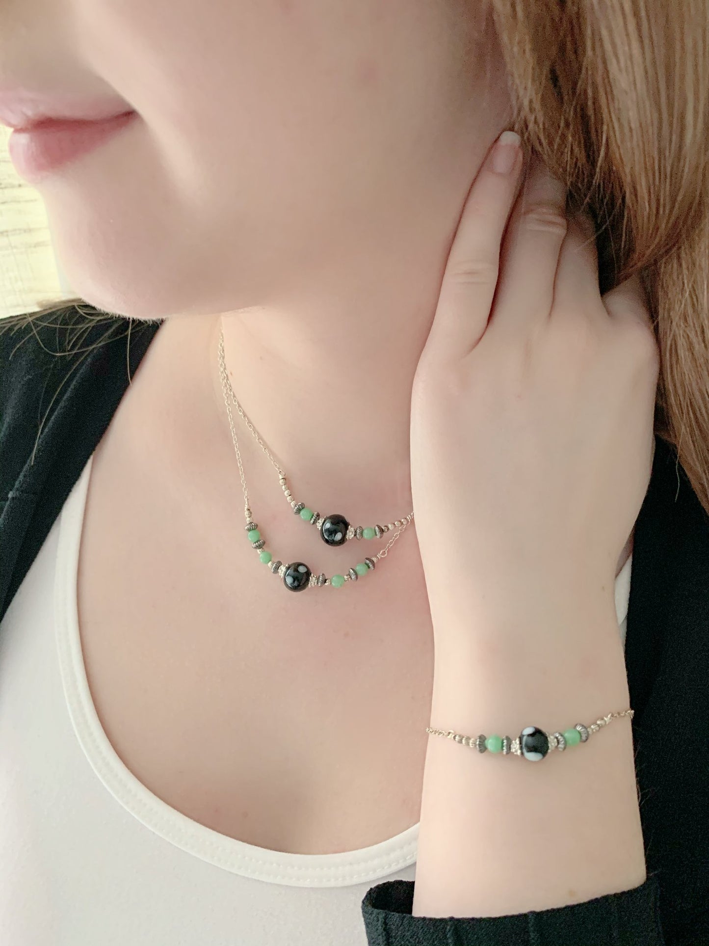 Simbonica Choker