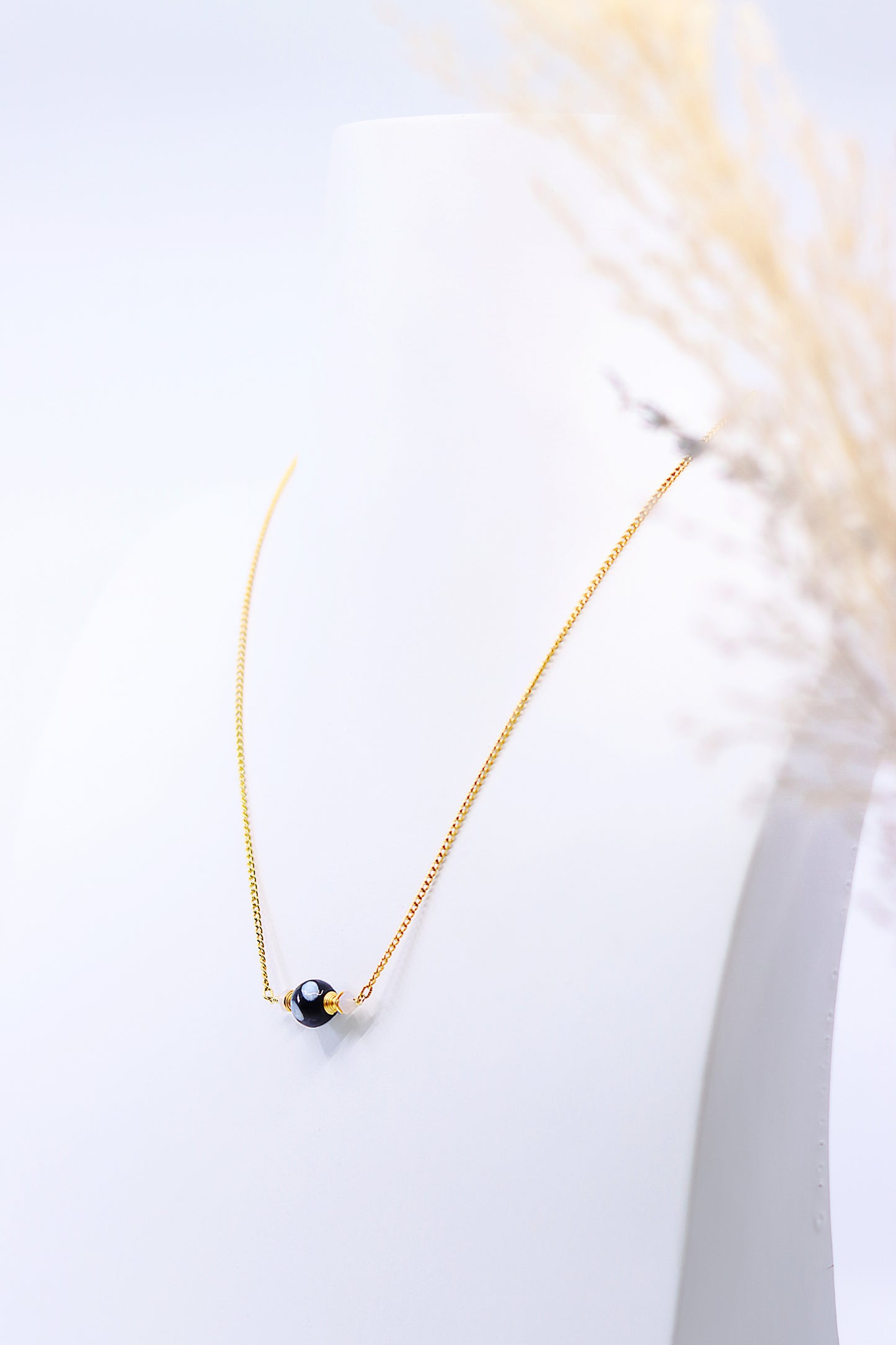 Filhota Necklace - Dainty Evil Eye Protection Jewelry
