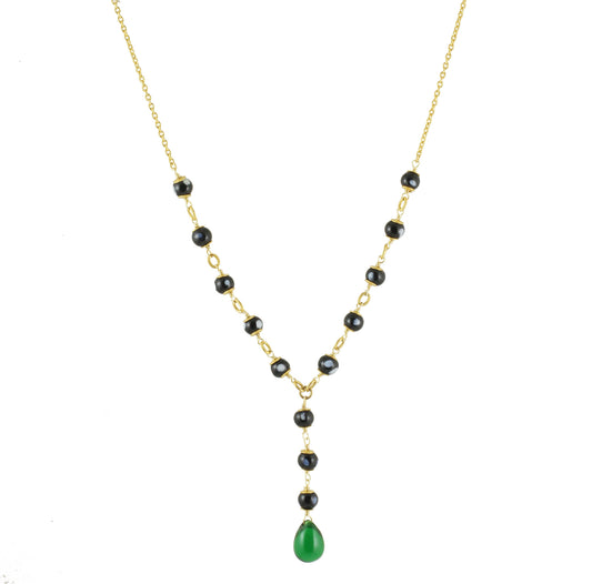 Kriola Necklace | Beaded Necklace with Jade Crystal Pendant