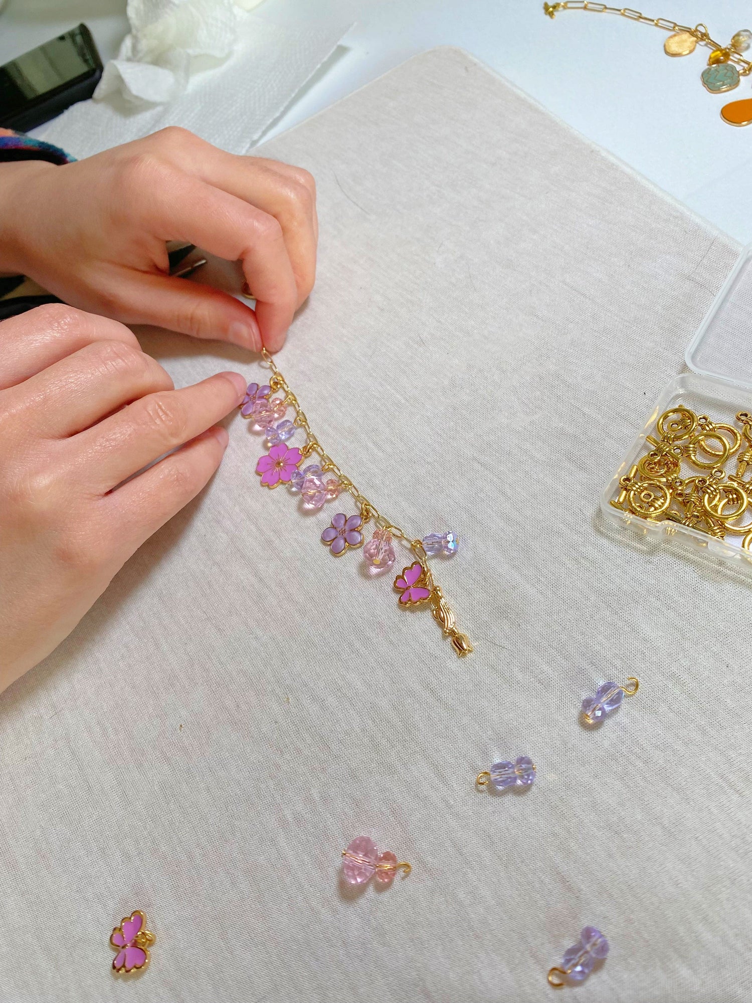 Make Your Own Jewelry – NYC DIY Workshops