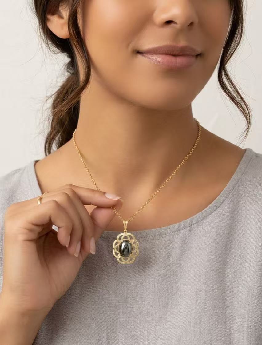 Magnolia Pendant
