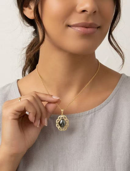 Magnolia Pendant