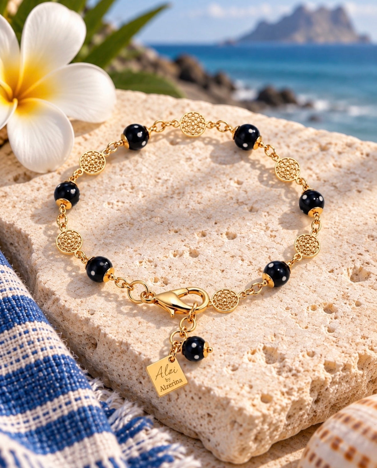 Saudade Bracelet – Handmade Conta de Ojo Beaded Bracelet | Cabo Verde Believe