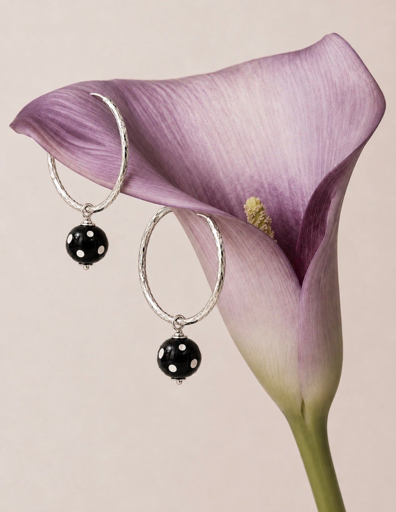 Anilda Hoop Earrings – Conta di Ojo Beads | Handmade Cabo Verde Jewelry