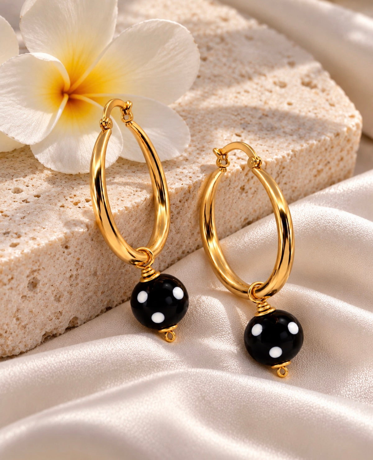 Alina Hoop Earrings – Gold-Plated Conta di Ojo Cabo Verde Earrings